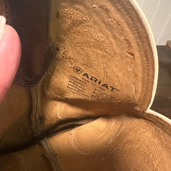 Ariat western boots. Leather boots. Size 7. Women’s. Work. Rodeo. Orange - Picture 9 of 9